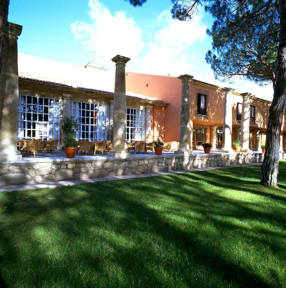 Parador De Tordesillas Bagian luar foto